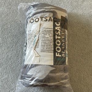Lovesac- Footsac Blanket 50 x 70 Silver Liger Phur